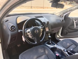 Nissan Qashqai+2 2010