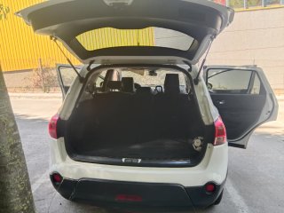Nissan Qashqai+2 2010