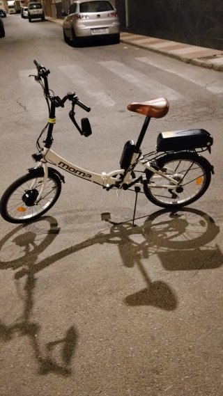 Bicicleta eléctrica Moma plegable