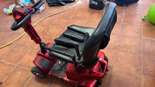 Scooter Rojo Eléctrico