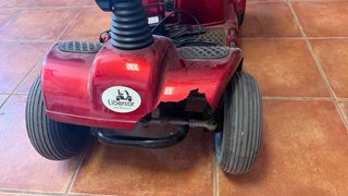 Scooter Rojo Eléctrico