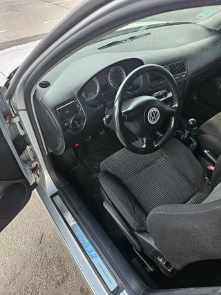 Volkswagen Golf 2001