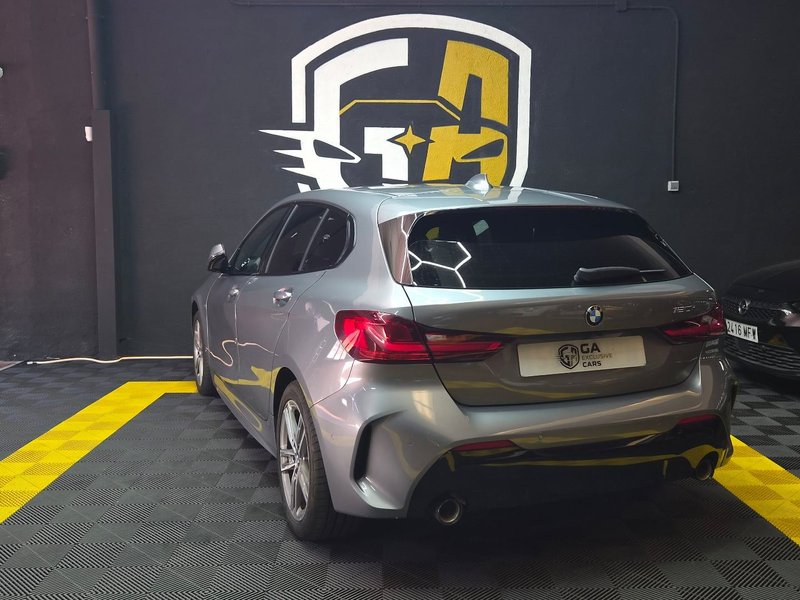 BMW Serie 1 120i 2024, foto 5