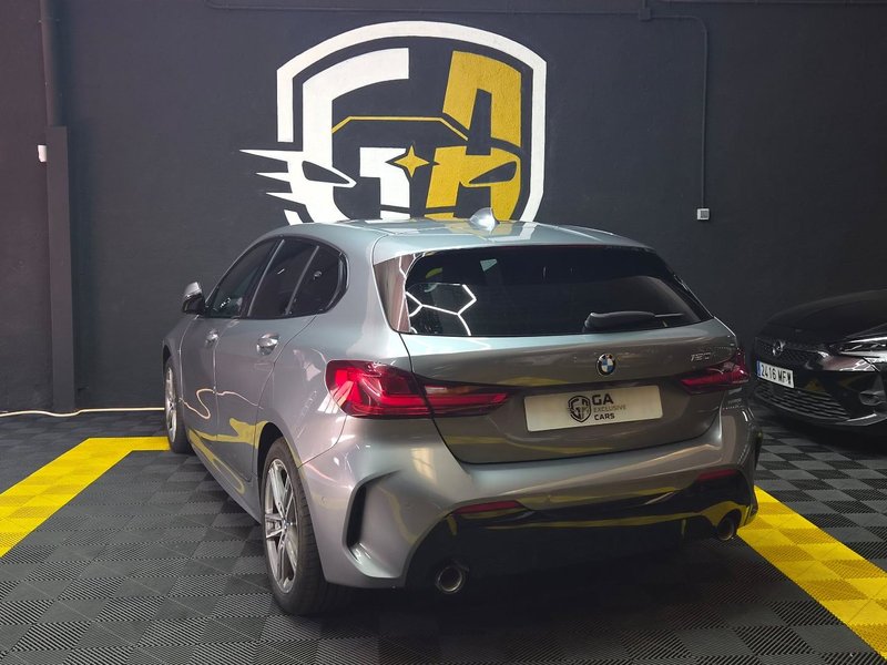 BMW Serie 1 120i 2024, foto 6