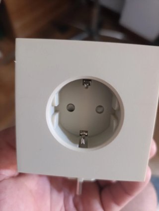 Enchufe AVOLT con 2 Puertos USB