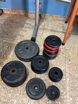 Banco de pesas HOBBY WB3000 con barras y discos