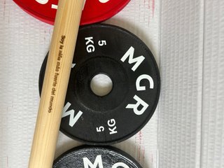 Pesas de juguete de madera Minigymrats NIÑA