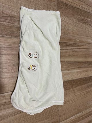Funda cambiador IKEA blanca con bordes azules