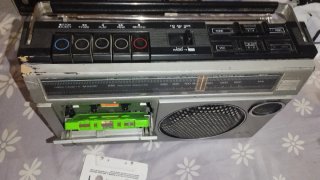 Radio Casete Sanyo M2429F Plata