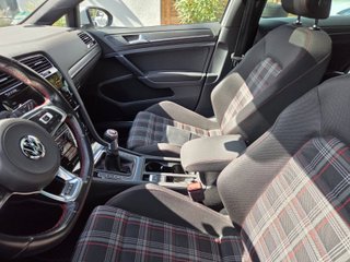 Volkswagen Golf GTI Performance 245CV | 2017