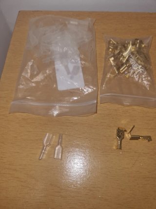 Terminales Faston y Fundas Varios