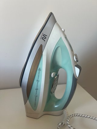 Plancha de vapor Eurowave 2600 W