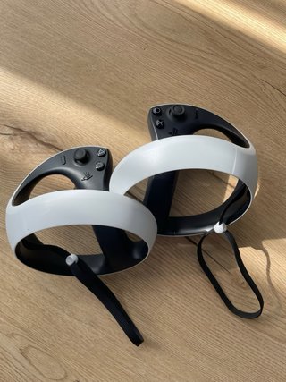 PS5 825GB + PS VR2 + 2 Mandos