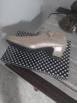 Zapatos Flamenca Niña dorados