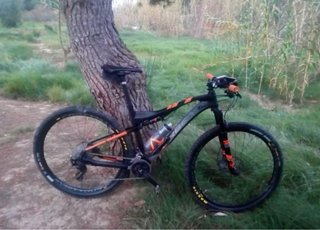 Orbea OIZ 29 M50 (fibra de Carbono)