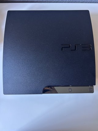 PS3 Slim 150GB + 4 mandos + 14 juegos