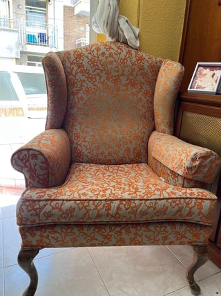 Sillón orejero clásico