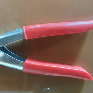 Forbici e pinza perforatrice