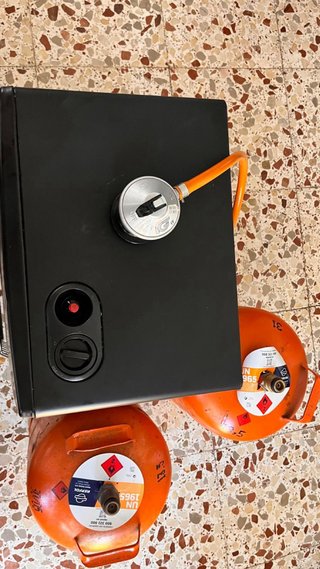 Estufa gas butano Orbegazo + 2 botellas