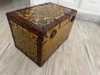 Baúl decorativo estilo oriental