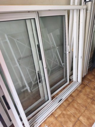 2 Ventanas Aluminio con Marcos