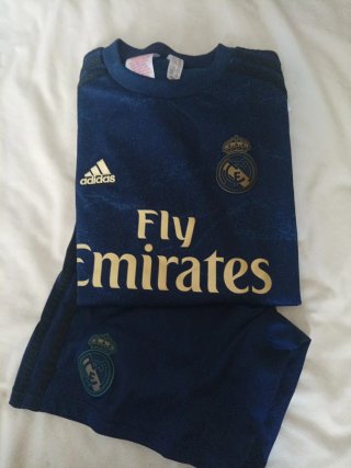 Completi Real Madrid 11-12 anni