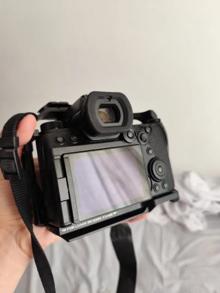 Lumix S5IIX + 2 Lentes + Accesorios