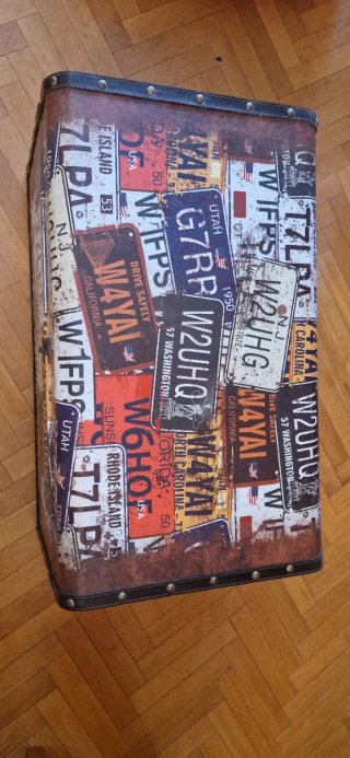 Baúl Decorativo Estilo Vintage Placas Coche
