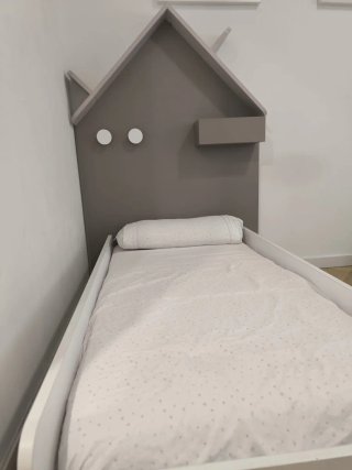 Cama Montessori Casita con Barrera
