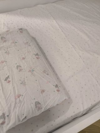 Cama Montessori Casita con Barrera
