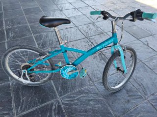 Bicicleta infantil B'Twin . 20 pulgadas