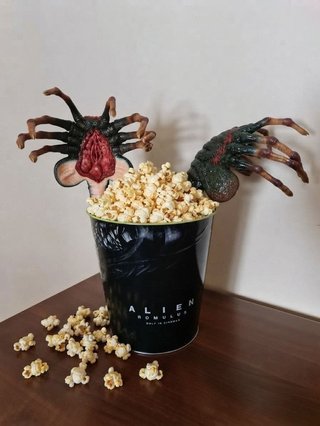 Facehugger figure Alien Romulus