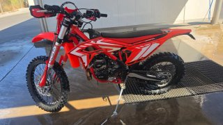 Beta xtrainer 300 2024 Enduro/Motocross Roja