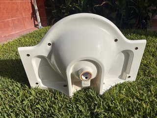 Lavabo de porcelana blanco