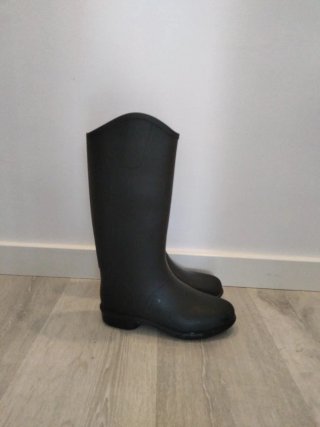 Botas de agua negras