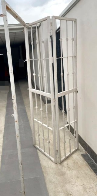 Reja plegable seguridad puerta