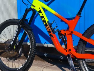 Trek Slash 9.8 Carbono talla L