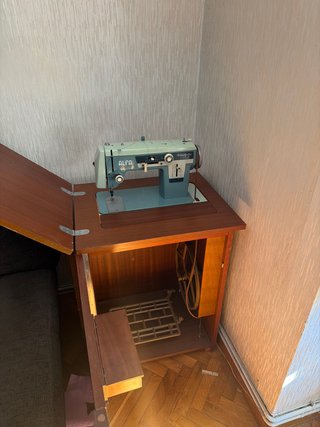 Máquina de coser Alfa vintage
