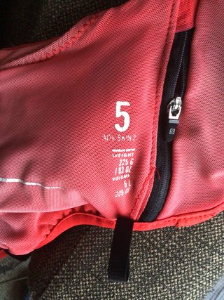 Chaleco Salomon ADV Skin 5L Talla XS/S