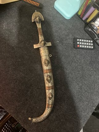 Antiguo cuchillo decorativo