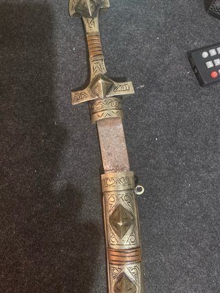 Antiguo cuchillo decorativo