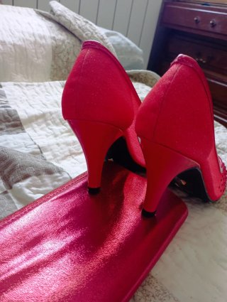 Zapatos y bolso fiesta rojos TULIPANO talla 38