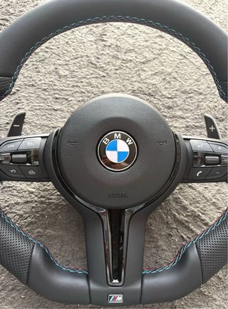 Volante Deportivo BMW M