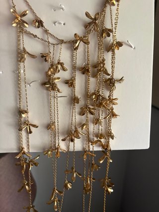 Collar Zara Dorado con Flores