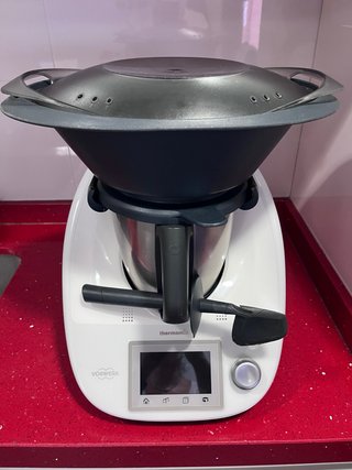 Robot Cocina Thermomix TM5 + Accesorios y libros