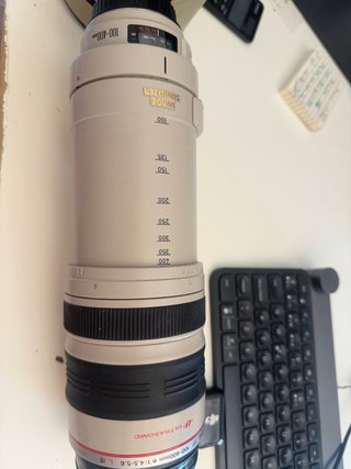 Objetivo Canon EF 100-400mm f/4.5-5.6L IS USM