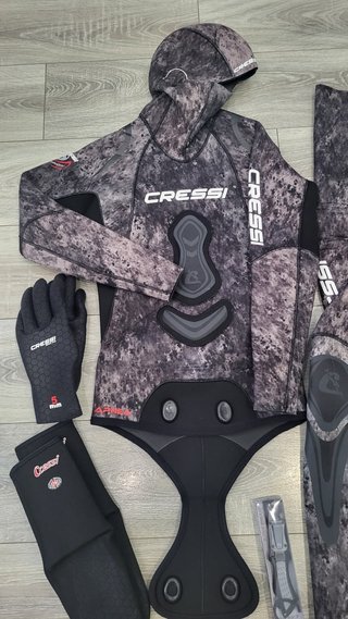 Traje Apnea Cressi + Equipo Pesca Submarina