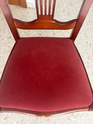 Conjunto comedor: mesa y 6 sillas madera