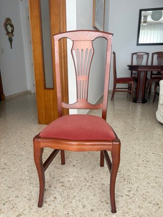 Conjunto comedor: mesa y 6 sillas madera