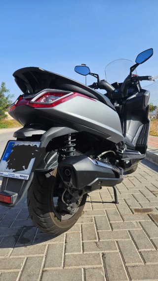 Kymco Super Dink 350i Maxi Scooter